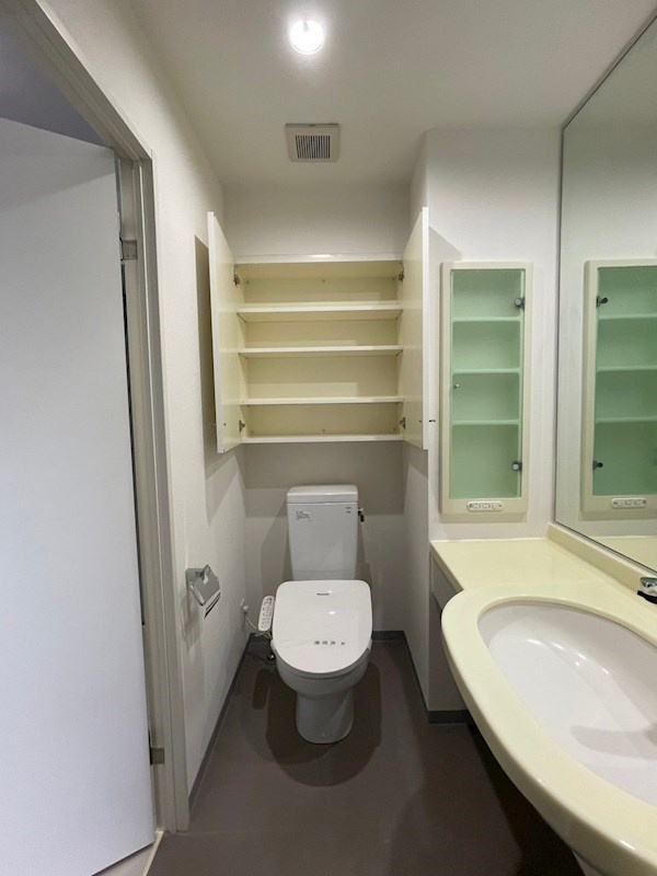 レガリア都立大レジデンスのトイレ