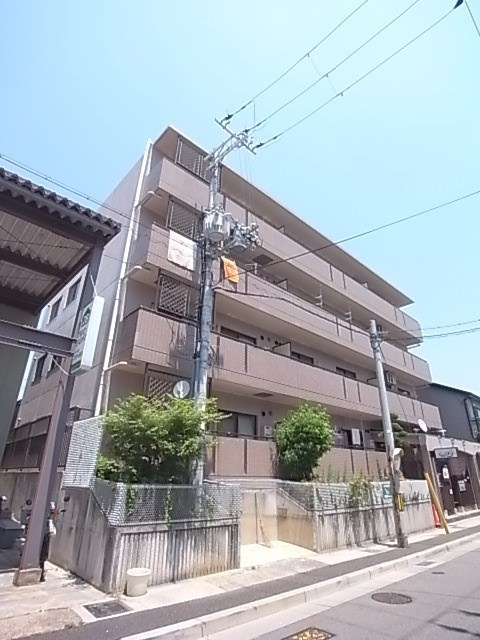 メゾン下沢の外観