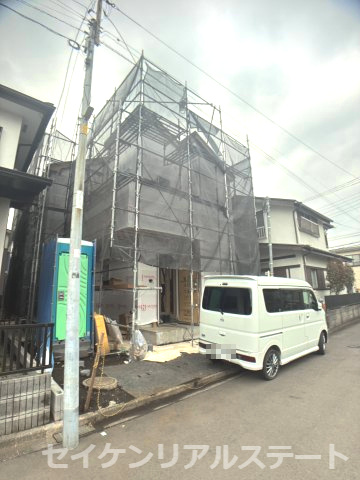 大野台7丁目　新築戸建ての前面道路含む現地写真