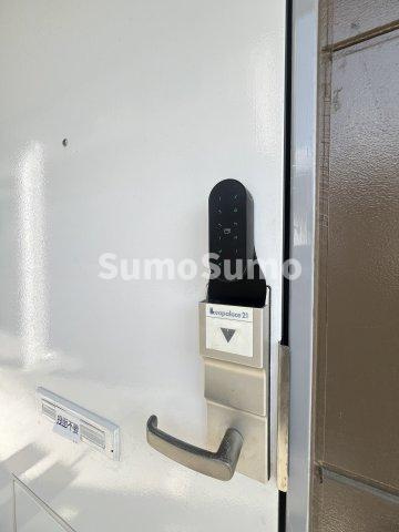 レオパレス西岡本2番館のセキュリティ