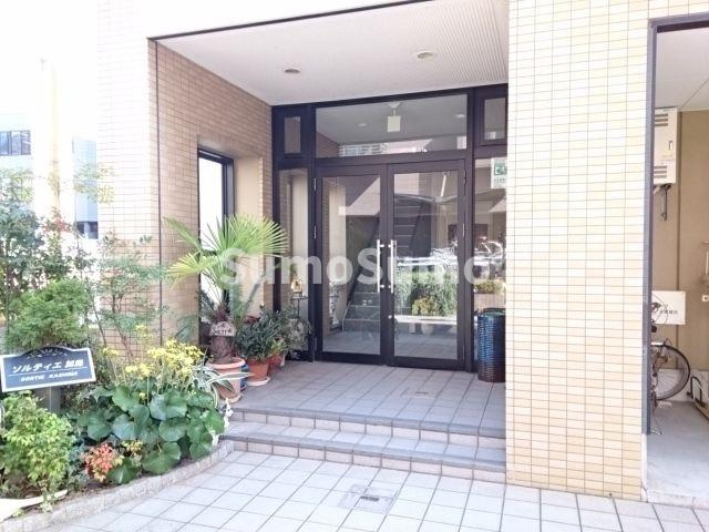 ソルティエ加島のエントランス|毎日通るエントランスはこのようになっています
