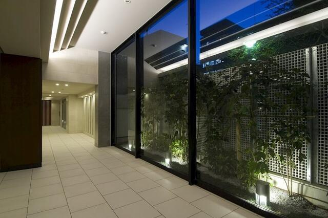 レジディアタワー中目黒 のロビー