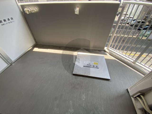 東大阪市足代新町の賃貸マンションのバルコニー