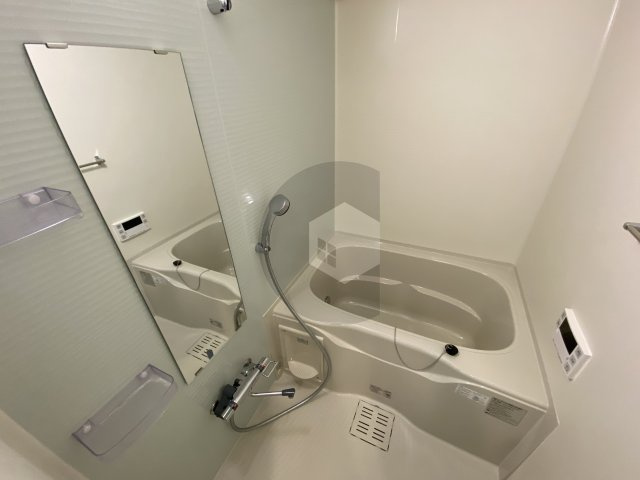 東大阪市足代新町の賃貸マンションの浴室