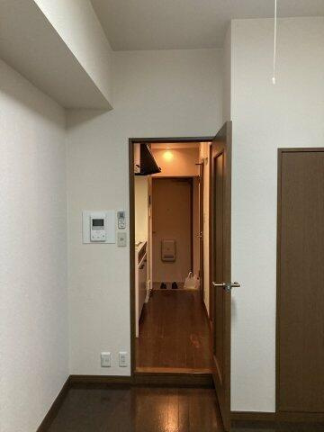 菱和パレス上馬の玄関