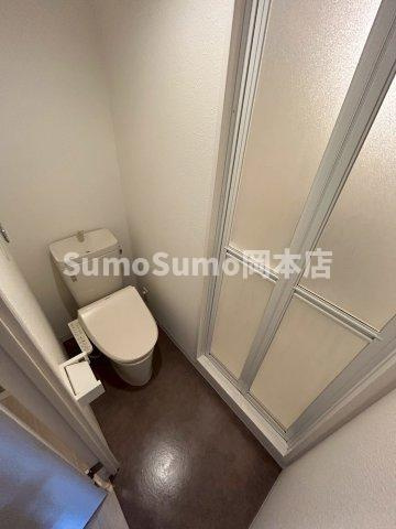 石屋川ロイヤルハイツのトイレ|清潔感のあるトイレです