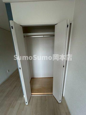 石屋川ロイヤルハイツの収納|便利な収納スペースです