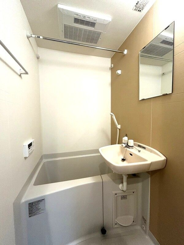 ガーデンシティ桜の浴室