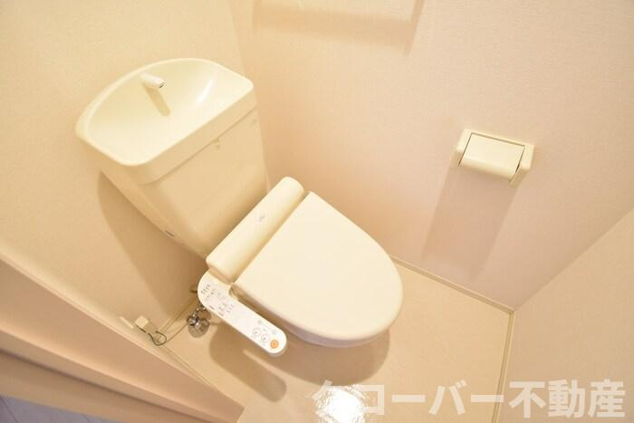 ヴェルデ柞原のトイレ|温水洗浄暖房便座
