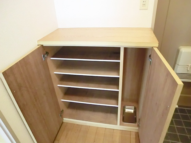 リヴィエールレジョンの収納|嬉しいシューズボックス付です。