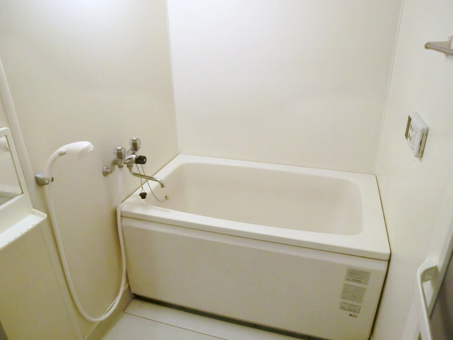 リヴィエールレジョンの浴室|追い炊き機能付の浴室です。