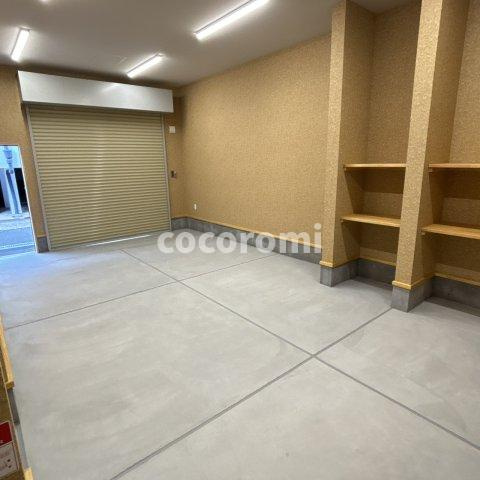 高柳5丁目ガレージハウスのロビー