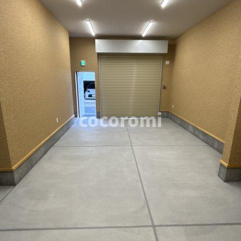 高柳5丁目ガレージハウスのロビー