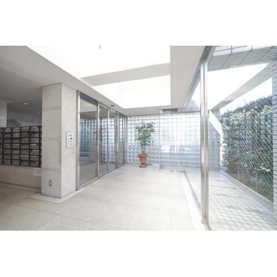 成城ストリームハイツのロビー