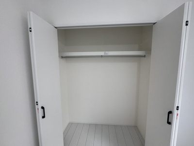 【収納】 | 沖縄市登川（全5棟）2号棟 | 2号棟　洋室6帖＋CL付き♪