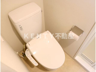 【トイレ】 | クレヴィスタ武蔵小山 | 落ち着いた色調のトイレです