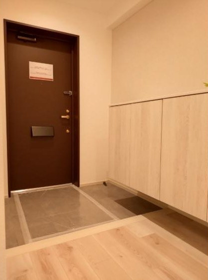 ジークレフ西宮鳴尾の玄関