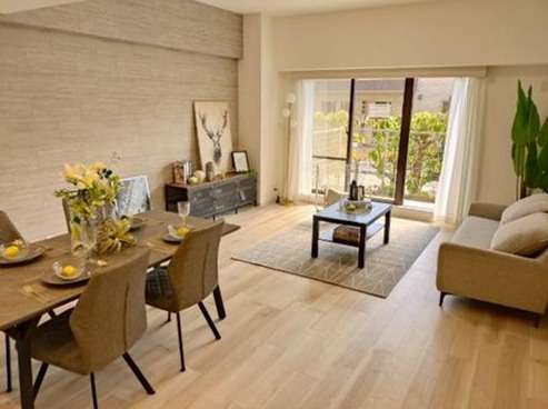 ジークレフ西宮鳴尾の居間・リビング