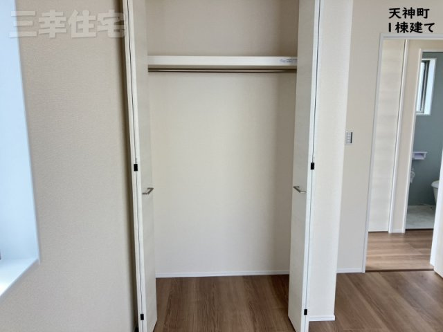 碧南市天神町の収納|洋室の収納