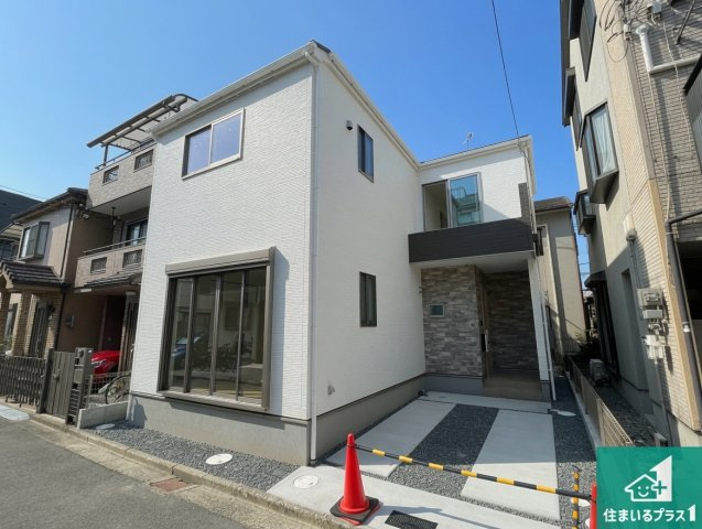 29日(土)30日(日)現地ご見学可能！高槻市深沢町　限定1邸の外観|安心の10年保証！外観を美しく保ち、雨水で汚れを落とします！気になることがありましたら、お気軽にお問い合わせください！