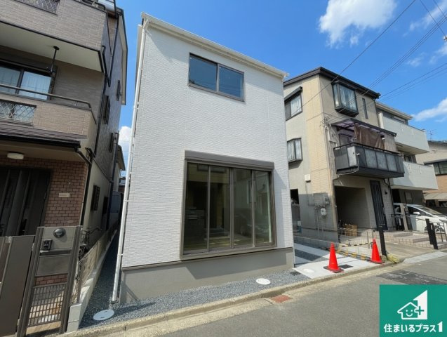 29日(土)30日(日)現地ご見学可能！高槻市深沢町　限定1邸の外観|安心の10年保証！外観を美しく保ち、雨水で汚れを落とします！気になることがありましたら、お気軽にお問い合わせください！