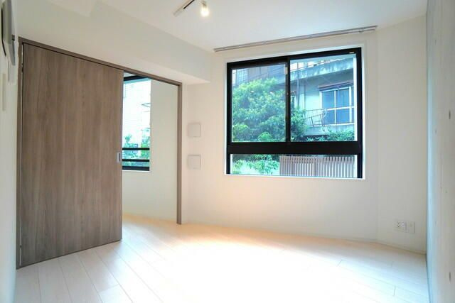 ＣＲＥＡＴＩＦ池袋本町の居間・リビング