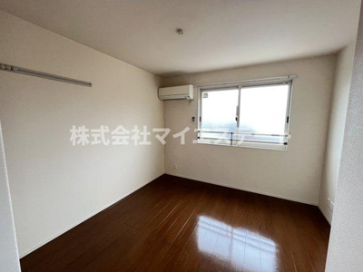 【寝室】 | ライジングサン西宮 A棟 | 別部屋写真使用