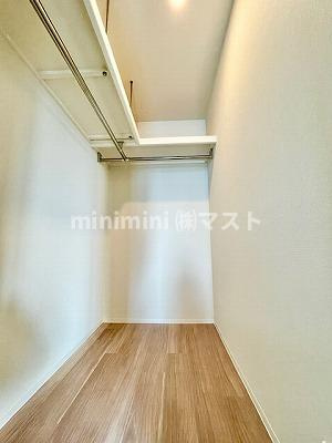 コンフォリア・リヴ本町WESTQの収納