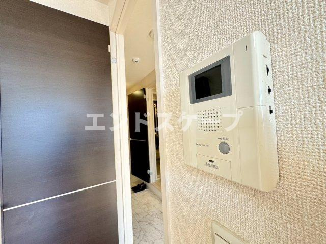 カラーズ ガーデンのセキュリティ|高崎、前橋、伊勢崎エリアのお部屋探しはエンドスケープまで！お客様の理想お聞かせ下さい♪
建具の色が異なる場合があります。