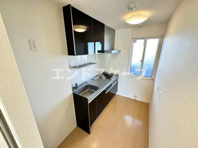 カラーズ ガーデンの内装|高崎、前橋、伊勢崎エリアのお部屋探しはエンドスケープまで！お客様の理想お聞かせ下さい♪
建具の色が異なる場合があります。