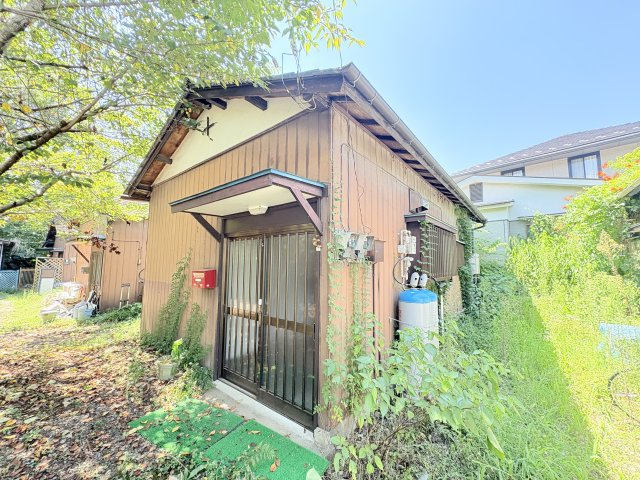 上川町貸家５号棟の外観