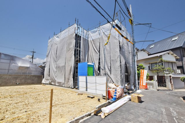 テラシエ伊丹6丁目新築一戸建て│4LDK+駐車駐輪