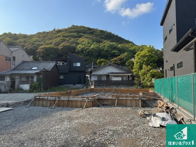 相生市那波本町　新築一戸建ての外観|周辺は落ち着いた街並みの住宅地！子育てがしやすい住環境です！まだ未完成ですが、現地でしかわからない事もございます。是非一度ご覧ください。