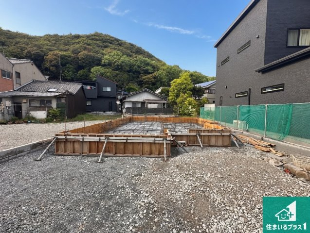 相生市那波本町　新築一戸建ての外観|周辺は落ち着いた街並みの住宅地！子育てがしやすい住環境です！まだ未完成ですが、現地でしかわからない事もございます。是非一度ご覧ください。