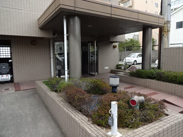 藤和シティコア姫路駅前のエントランス