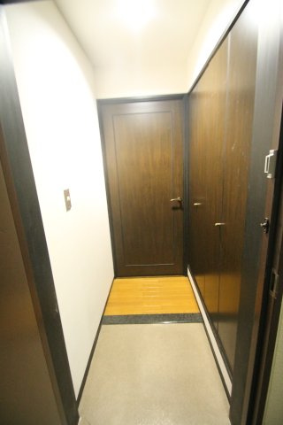 【玄関】