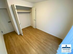 専用庭付き！4LDK南東角住戸♪ルミエール八事の洋室|全居室収納付き。
居室スペースが広く使えていいですね