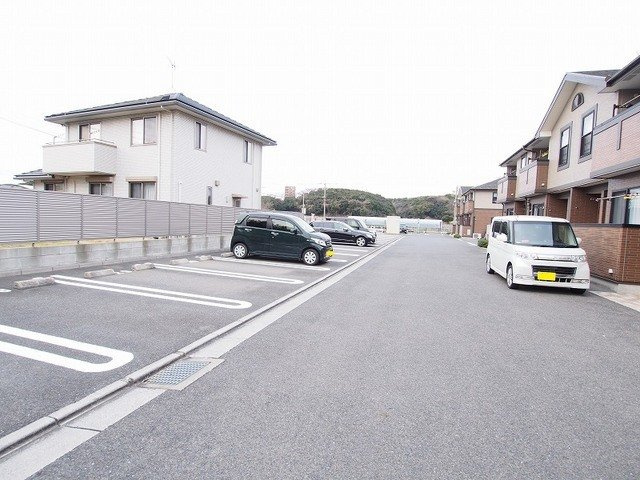 【駐車場】 | セイバリープレイスＣ | 駐車スペースもあります