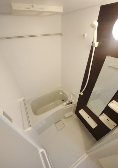 リブリ・サンハイム辻の浴室