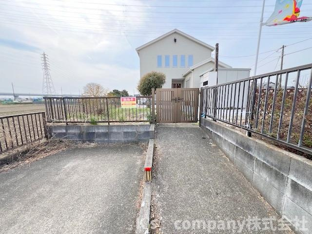 ◎高座郡寒川町田端　中古戸建の駐車場|駐車スペース◇