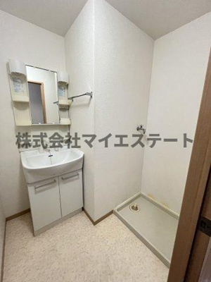 【洗面所】 | フルール・ド・スリジェA棟 | 別部屋写真使用