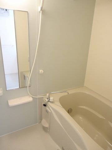 ハピネス・Ⅱの浴室