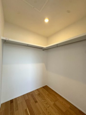 SUN COURTーサンコート－小倉南区葛原東2丁目【小倉南区　新築戸建て】の収納|大容量のWICでスッキリ片付きます♪【小倉南区　新築戸建て】