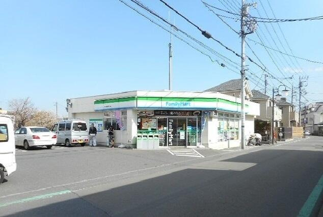 リヤンの周辺|ファミリーマートまで200m