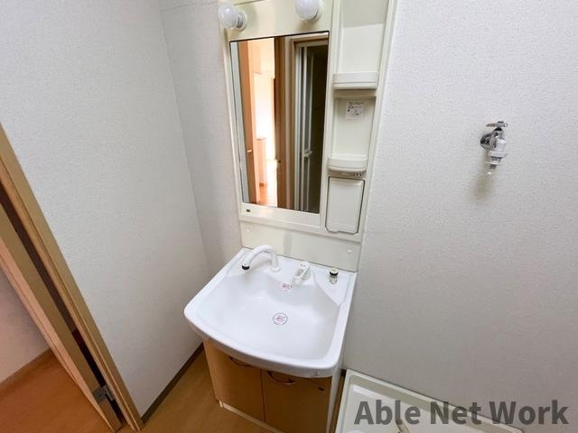 Ｌａ・ｍｅｒの洗面所|シャワー付洗面台