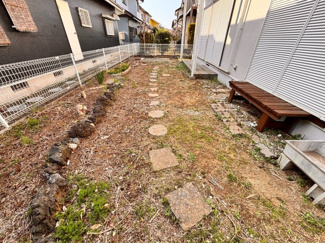 【庭】 | 四街道市鷹の台4丁目　千葉都市モノレール線「千城台」駅徒歩17分 | 広いスペースの庭でガーデニングやお子様の遊び場にも最適です♪