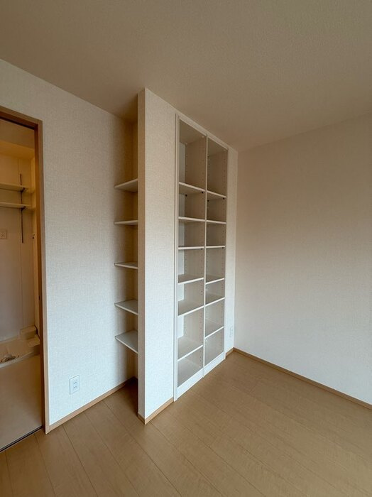 エスペランサ雅のその他|備え付け棚（LDK）