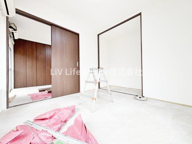 アート美住町の洋室