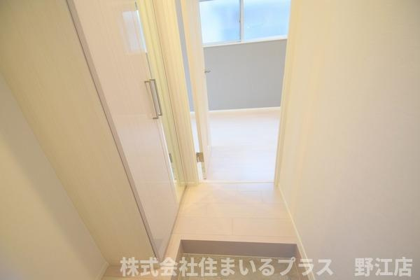 ルアーナ千林清水の玄関