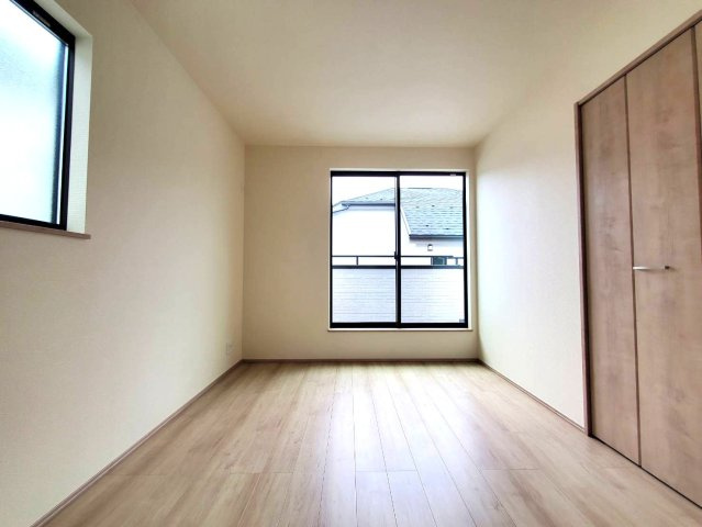 吉川市　中曽根1丁目　新築戸建　全9棟の洋室|個人の部屋や寝室として使える洋室です